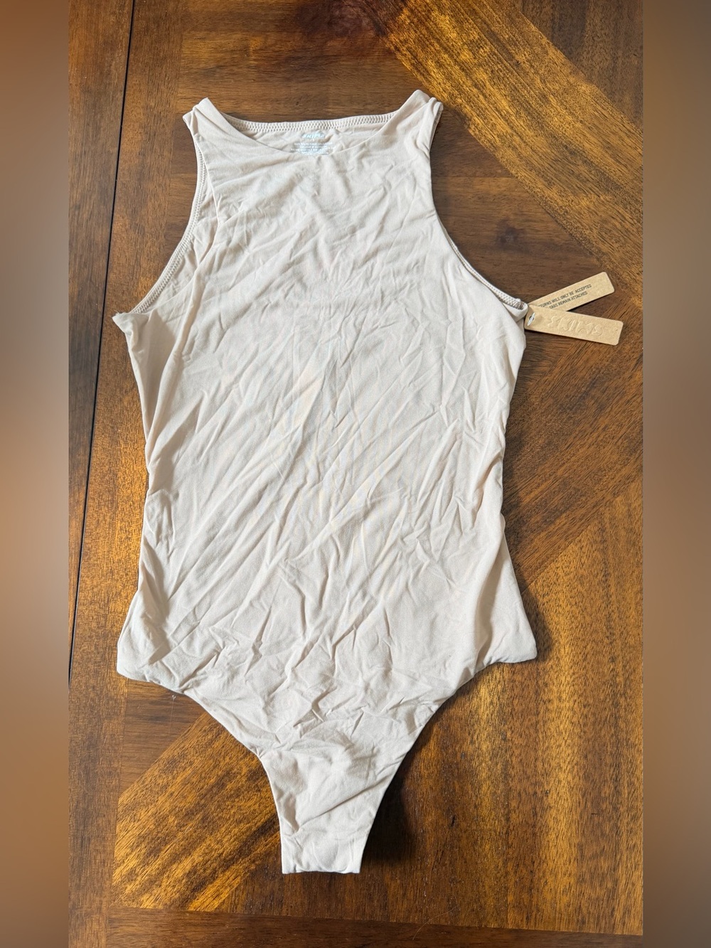 NWT-SKIMS Fits Everybody High-Neck Bodysuit – S